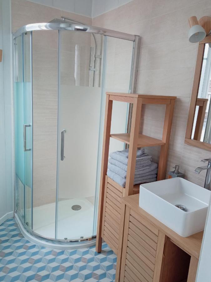 Joli Appartement Moderne / Proche De Dinard Pleurtuit Exteriör bild